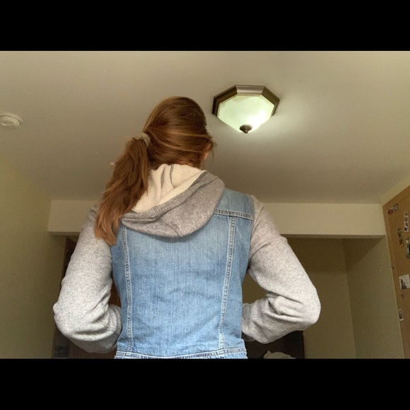 Jean jacket - Picture 8 of 8